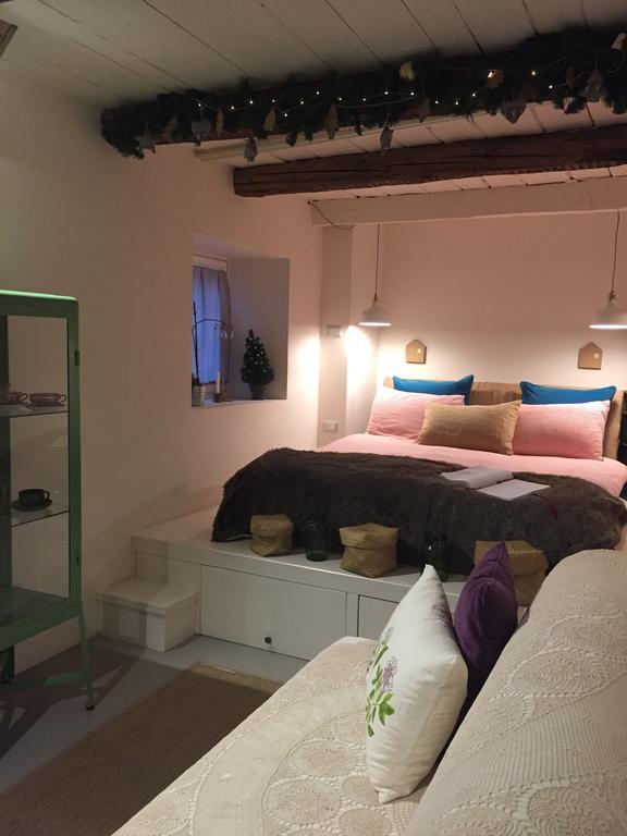 B&B Valle Spluga Il Pertugio Chiavenna Bagian luar foto